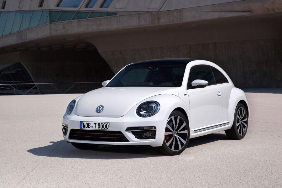  Volkswagen Beetle R-Line 2013 года  (фото 1 из 6)